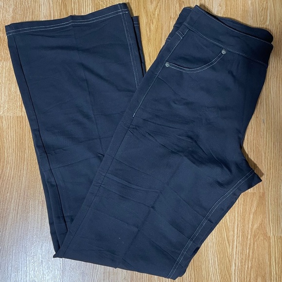 ATHLETA-Bettona Stretch/Travel Pants Pull On Stretchy Size medium - Picture 2 of 6